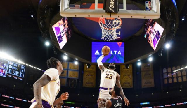 PP电子官方-头号关键先生！39岁詹皇攻防一体：防到小卡6中0