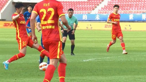 1655371521513021764.gif 朱辰杰.gif